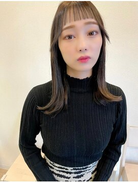 ウル(uLu.) 【韓国へア】顔周りカット/デザインバング/オリーブカラー