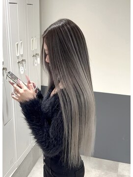 シエラ 心斎橋(CIERA.) バレイヤージュ　エアタッチ　ハイライト　20代