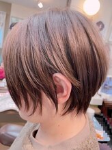 サロンドミナ(SALON DE MINA)