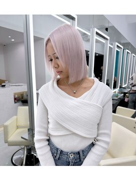 テイス 新宿(TACE) ホワイトカラー[着物/メルティカラー/透け感バング]