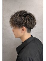 フォンド(fond)&nbsp;［fond/新栄］ツイストスパイラルパーマ