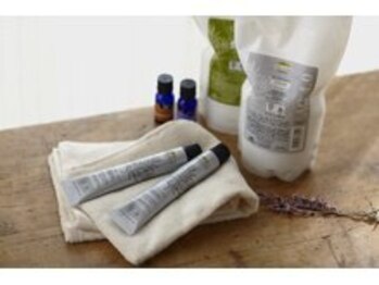 ミモザ(mimosa)の写真/ヴィラロドラオーガニックカラーを低価格で!選べる豊富な色味で理想のグレイカラーが驚くほどおしゃれに☆