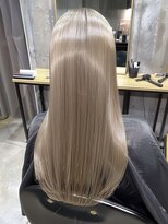 ネハス ナガオカ(nehus.nagaoka)&nbsp;ブリーチ//イメチェン/ホワイトブロンド/外ハネボブ/美髪