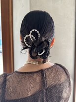リリー(Lilly)&nbsp;名古屋ヘアセットタイトカチモリデザインアレンジタイトシニヨン
