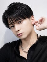 オーシャントーキョー 原宿(OCEAN TOKYO)&nbsp;メンズショートセンターパートコンマヘア黒髪ニュアンスパーマ