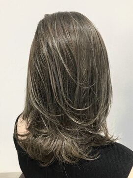 ニーフ(neaf) グレージュレイヤー