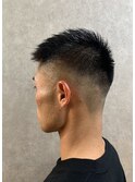 刈り上げ短髪