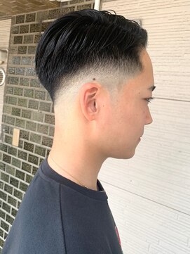 ビュー トウキョウ(VIEW TOKYO) スキンフェード×パーマ×サイドパート×スパイラルパーマ