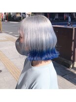 トリプルエイチフォーヘアー 国分店(HHH for hair)&nbsp;ホワイトシルバー×毛先ブルー