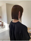 ストレート切りっぱなしボブ