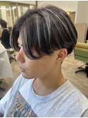 センターパート　ハイライトカラー　メンズバレイヤージュ