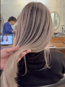 ロコスピアーズ(ROCO SPEARZ) バレイヤージュ ホワイトベージュ