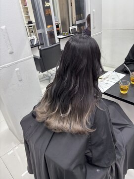 アライブ ハラジュク(ALIVE harajuku) 【ALIVE 夕貴】シルバーグラデーションカラー