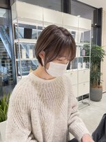 ステアケース 武蔵小杉店(stair:case)&nbsp;白髪ぼかしハイライト大人ショート 大人かわいい