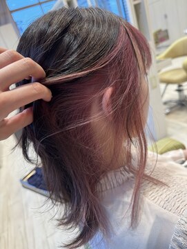 ビス ヘア アンド ビューティー 西新井店(Vis Hair＆Beauty) 20代30代大人可愛いインナカラーピンクベージュ