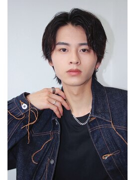 ツーダブル 大阪梅田(WW..) ツイストスパイラルパーマ波巻きスパイラル刈り上げマッシュ