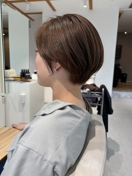 コト 福井大和田店(coto) 福井大和田丸みショートアッシュベージュカラー