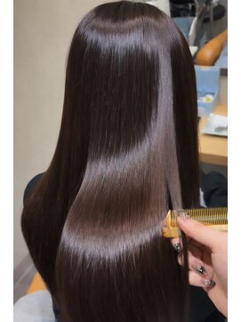 ロア(ROA) 本気で変わる。ROAの髪質改善