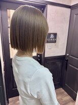 リルア 博多(LIRUA)&nbsp;切りっぱなしボブのミルクティーベージュ