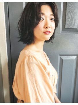 ホロホロヘアー(Hair) 外ハネ切りっぱなしボブ