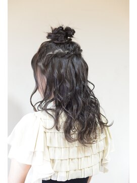 フィールグッドカンパニー(Feel Good Company) お団子ハーフアップ♪