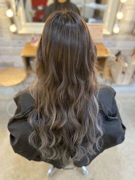 ヘアメイクサロン ゼロ(ZERO) 大人気カラーでグラデーション♪グレースタイル★