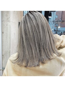 ニフティー(Nifty) コントラストシルバー