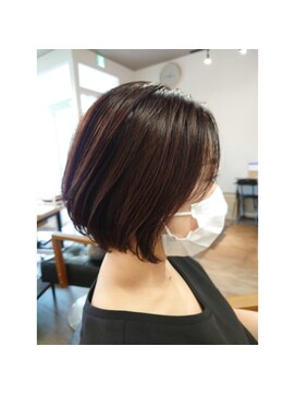 パインズループ(PINES LOOP) ショートボブ