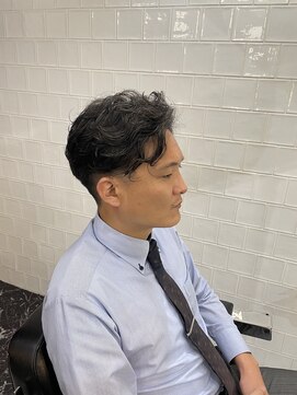 メリケンバーバーショップ フクオカ(MERICAN BARBERSHOP FUK) オトナのスパイラルパーマ