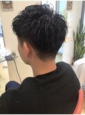 メンズ　刈り上げ　グラデーションパーマ