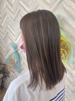 サード(ThairD) 「学割24」デザインカラー/グレーベージュ/レイヤーロング