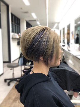 バウム ヘアー(Baum Hair) アシメカットで被らない！