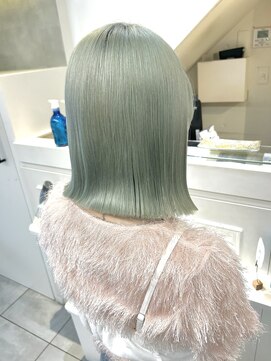 ネオリーブカフ 鶴ヶ峰店(Neolive caff) ミントグリーン　ダブルカラー　ハイトーンカラー