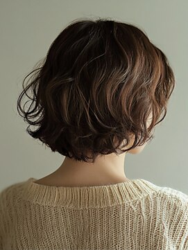 クロワ(croix) ナチュラルな動きのあるパーマスタイル