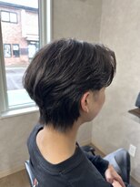 アルレン(Allen)&nbsp;マッシュウルフ【センターパート/カルマパーマ／韓国】