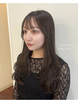 キアラ(Kchiara) ふわっとレイヤーカット