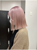 ピンクベージュ