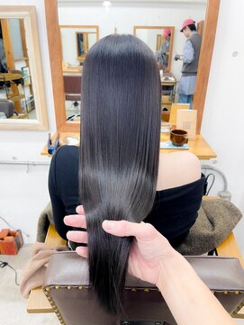 リッカ(RICCA) 黒髪カタログ/クラゲヘアー/オリーブグレー/恵比寿