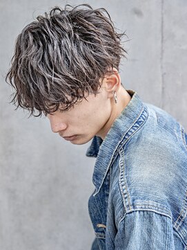 シティ(CITY) 刈り上げマッシュツイストスパイラルフェザーパーマ