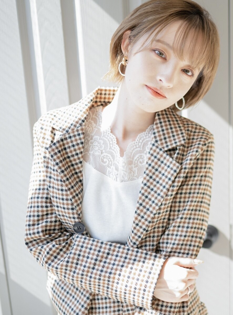デザインカット ＋ シャンプー　￥4500 