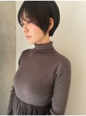 【恒吉佐央里】しっとりおさまる大人黒髪ハンサムショート<博多>