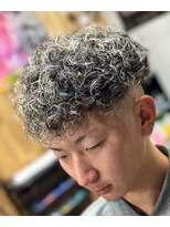 ピシャッとニ代目銀二郎&nbsp;カーリーパーマ【広島/理容室/古民家バーバー二代目銀二郎】