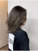 レイヤーカットくびれヘアカット白髪ぼかし脱白髪染めハイライト