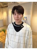 大人気！韓国風コンマバングナチュラルセンターパートメンズヘア