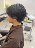 スーツ短髪ツーブロック束感モテる黒髪シークレットパーマ流行