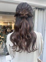 ハーフアップ・結婚式・卒業式