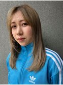 ハイトーンベージュ