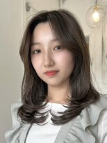 カムジーヘッドカミノウラ(COMEGHEAD KAMINOURA)&nbsp;ミルクティーベージュダブルカラーケアブリーチ顔まわりレイヤー