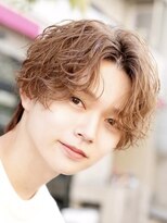 オーシャントーキョー ウエスト(OCEAN TOKYO WEST) 波巻きパーマセンターパートアッシュブラウンカラー