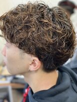 ヘア ナヴォーナ 大浦店(hair NAVONA)&nbsp;センターパート、ツイスパ